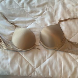 Victoria Secret Bombshell Bra